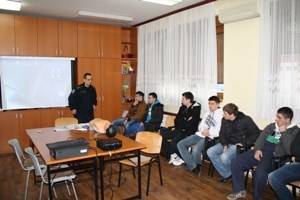 Slika PU_VS/Akcije/Predavanja mladi vozaci/IMG_5829.jpg
